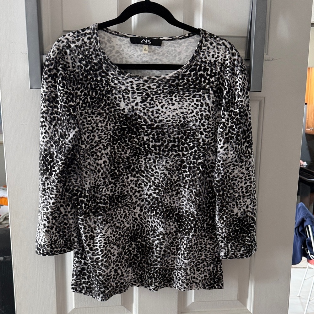 Anne Klein Monochrome Animal Print Long Sleeve Top